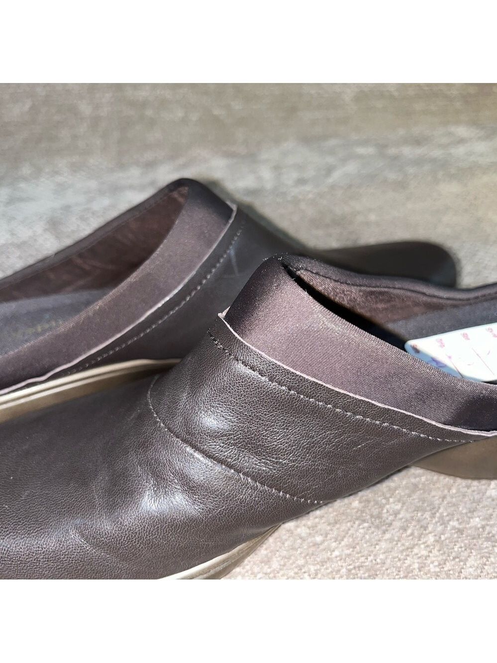 Easy Spirit Brown ESFABER Slip on With 1.5 Inch Heel. Woman's Size 8 like new - Picture 10 of 11